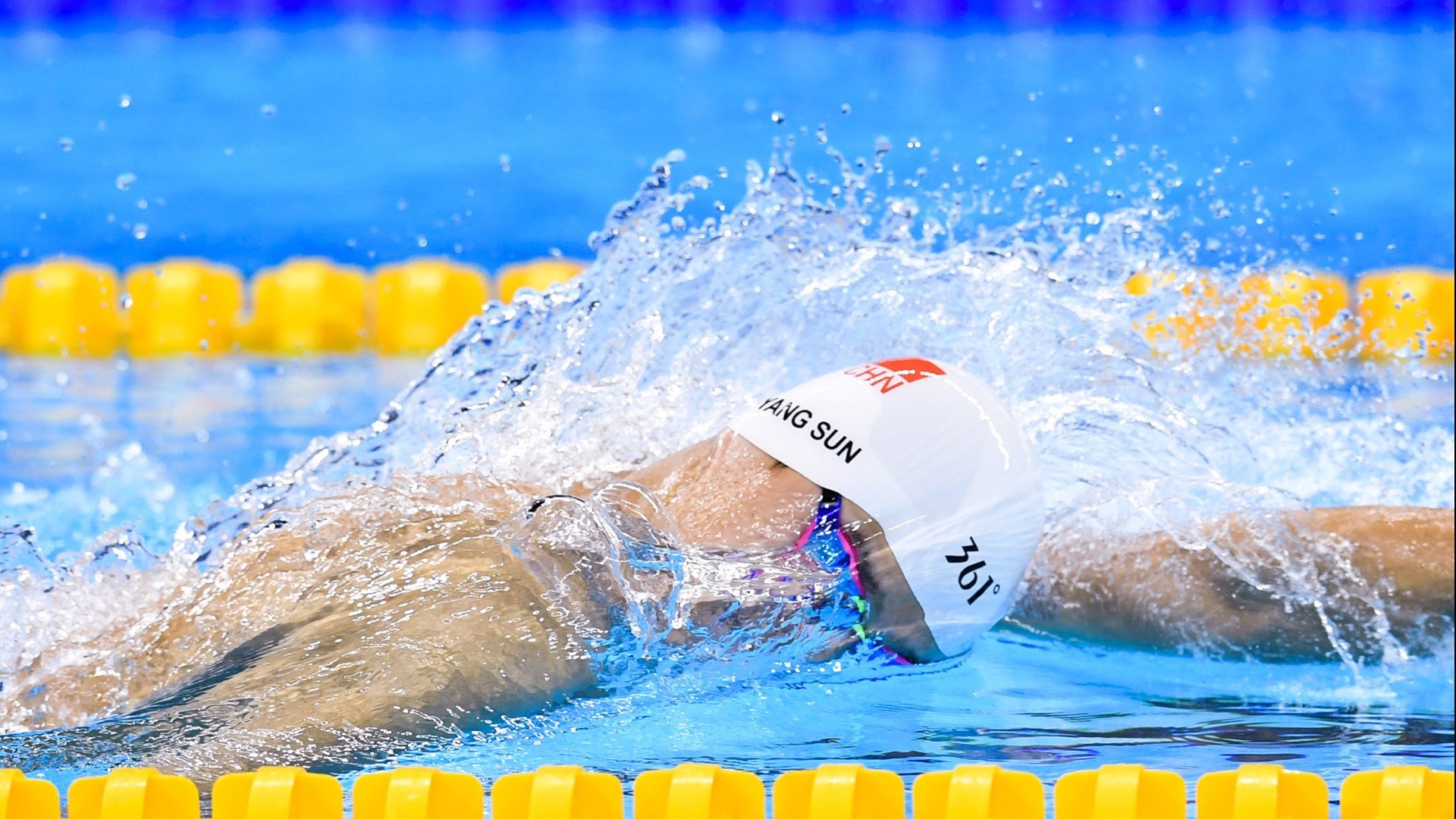 中国足球引入智能追踪设备实时反馈跑动数据，足球app排行 追踪球员